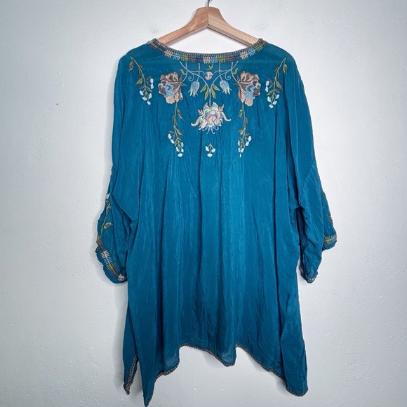 Johnny Was Millicent Floral Embroidered Tunic Blouse Size 2X - Picture 5 of 14
